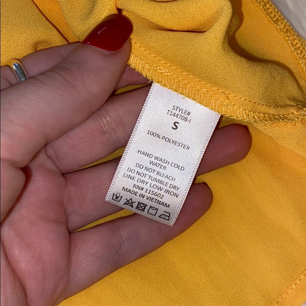 Nordstrom LUSH NWOT bright yellow boho casual tank top blouse size small - Picture 7 of 11
